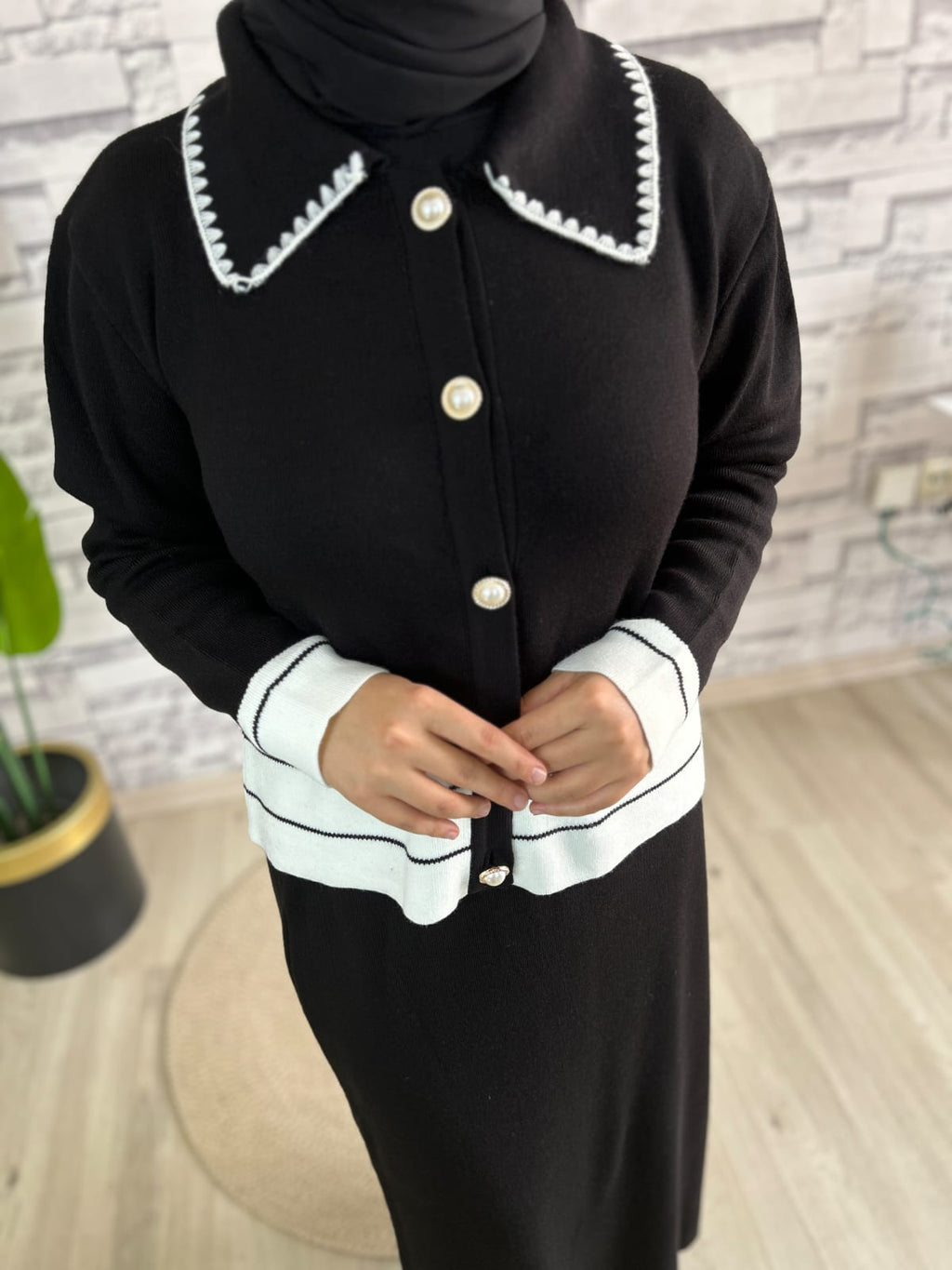 İnci Düğme Detaylı Triko İkili Takım Siyah Beyaz