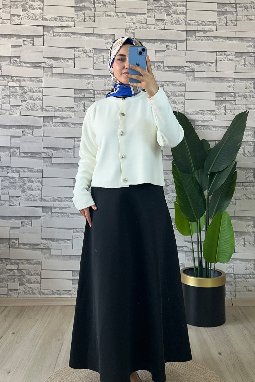 Siyah Scuba Kumaş Fermuarlı Yüksek Bel Kloş Etek