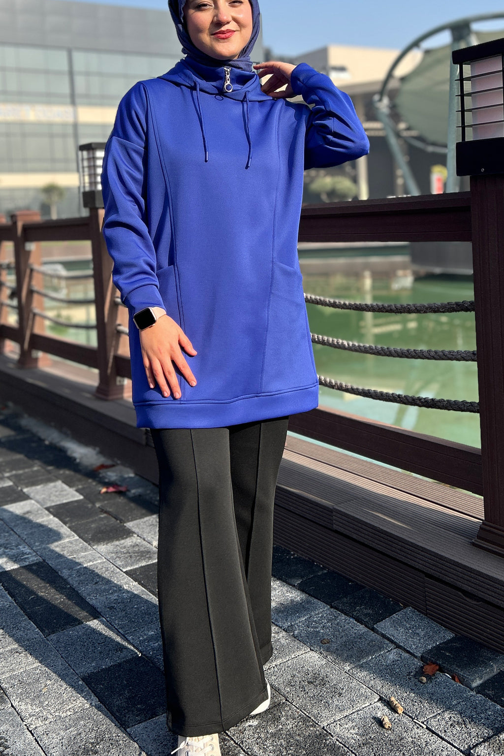 Boğazı Fermuar Detaylı Sweat Saks