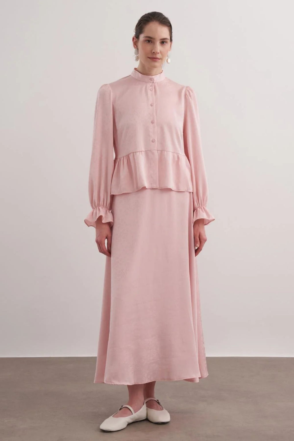 Elizan Kendinden Desenli Önü Düğmeli Saten Takım - Pudra