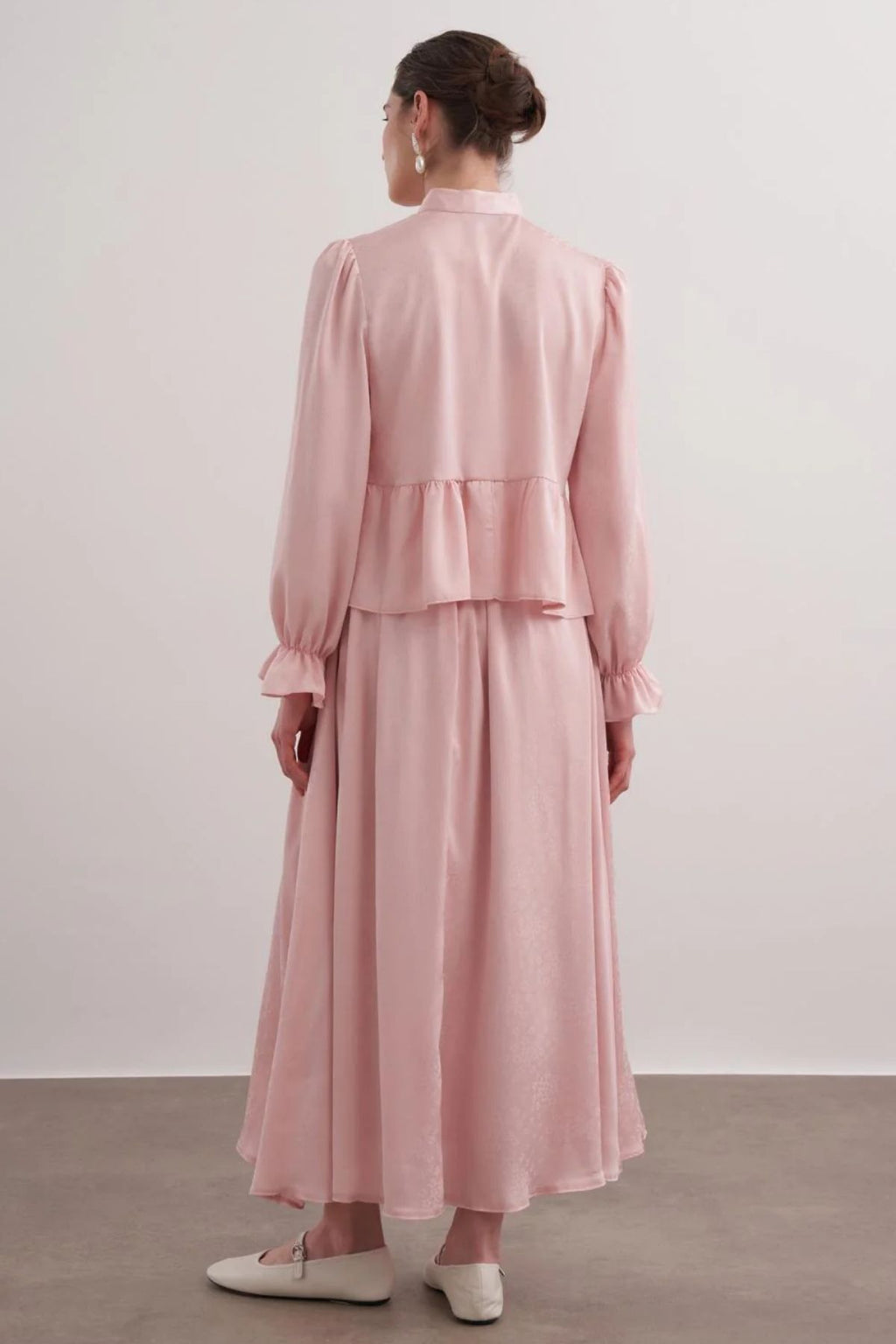 Elizan Kendinden Desenli Önü Düğmeli Saten Takım - Pudra