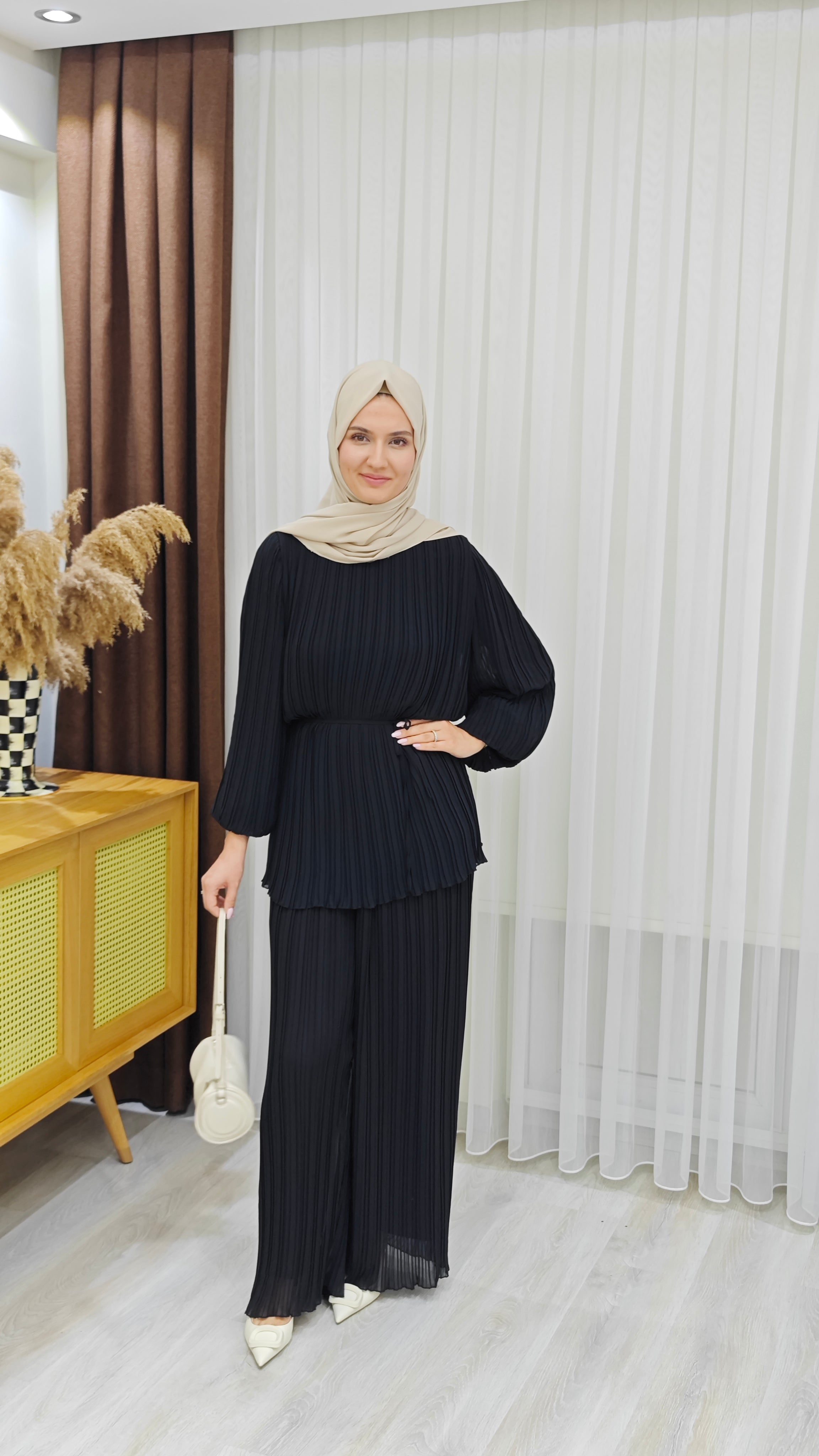 Tuana Piliseli Takım - Siyah