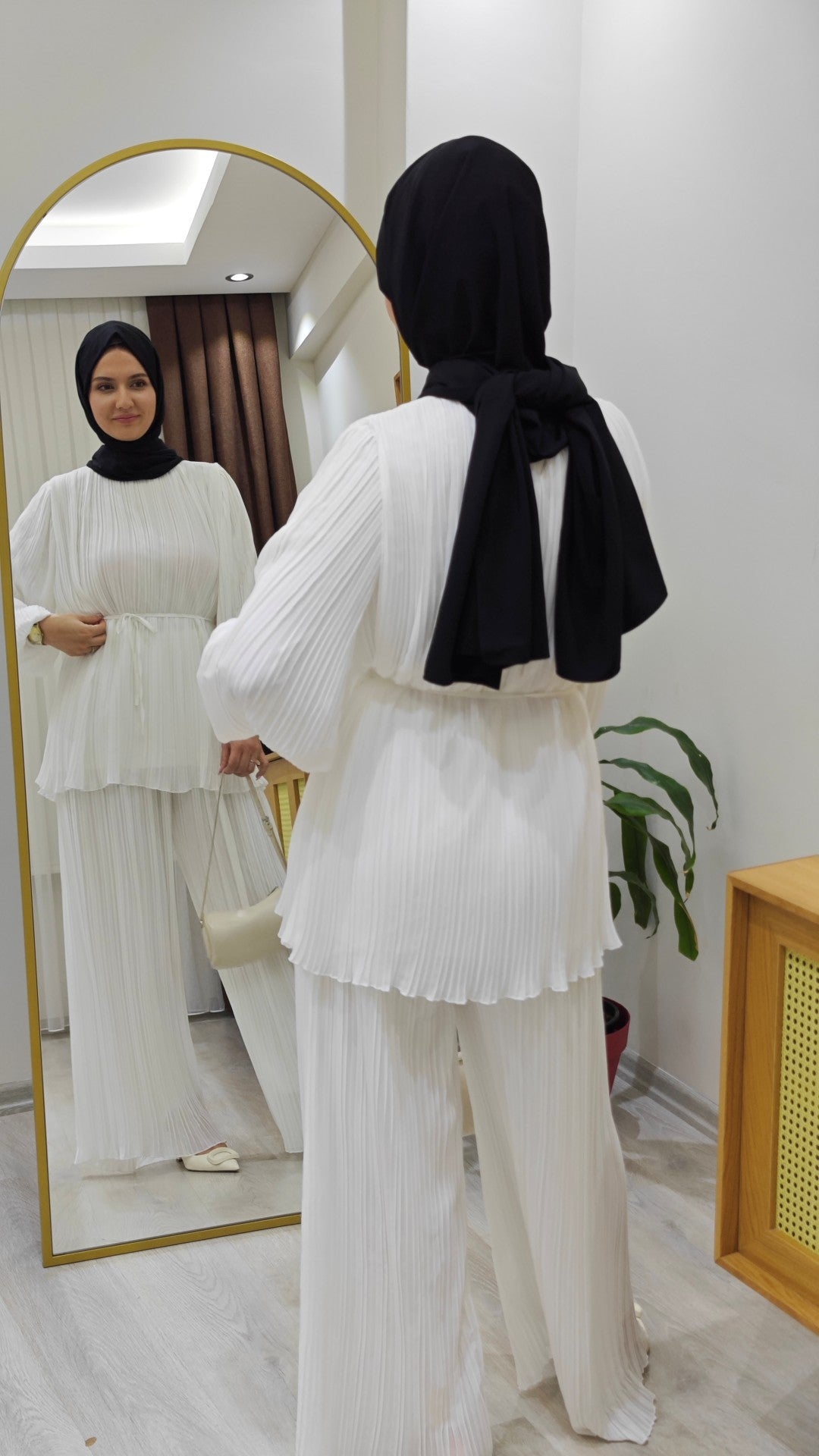 Tuana Piliseli Takım - Beyaz