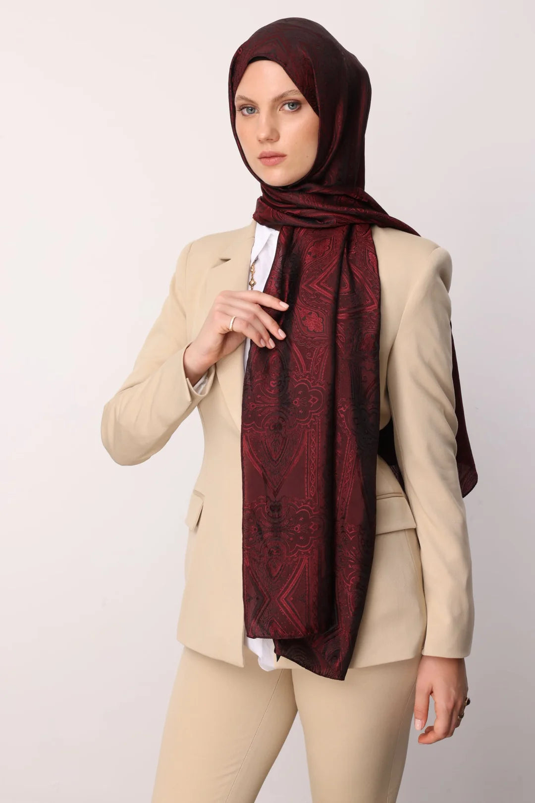 Liva Desen Shine Line Şal Siyah - Bordo