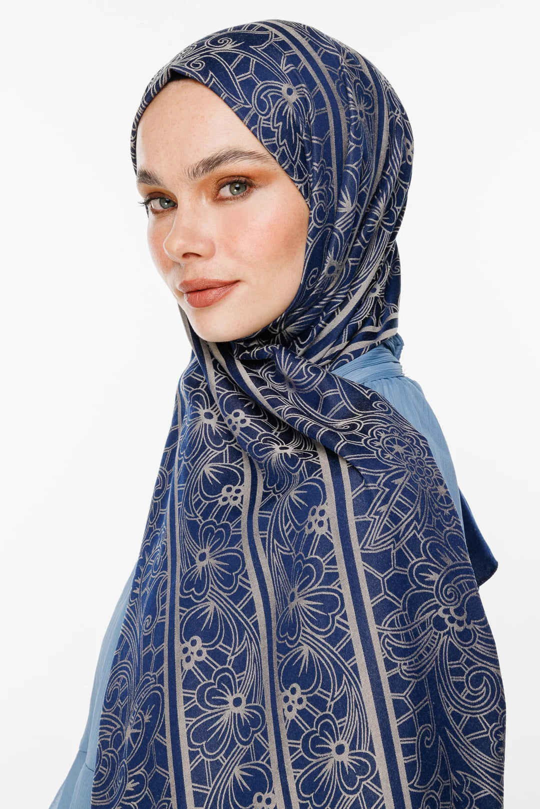 Lavin Desen Çift Taraflı Şal Lacivert - Bej