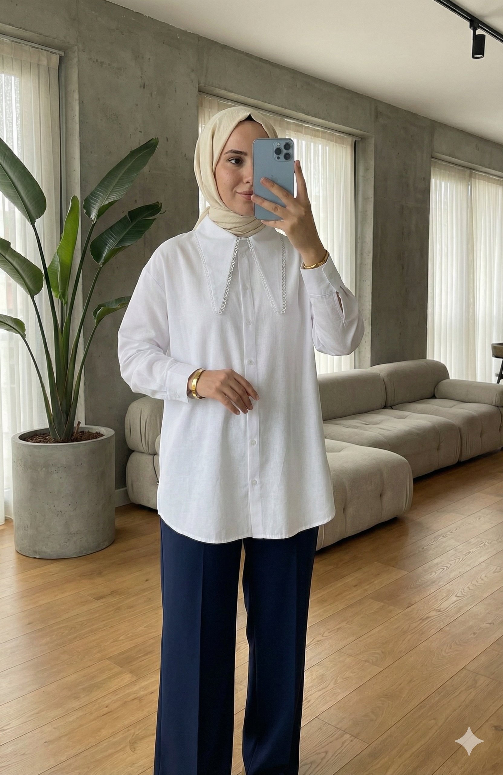 Eliza Dantel Yaka Gömlek